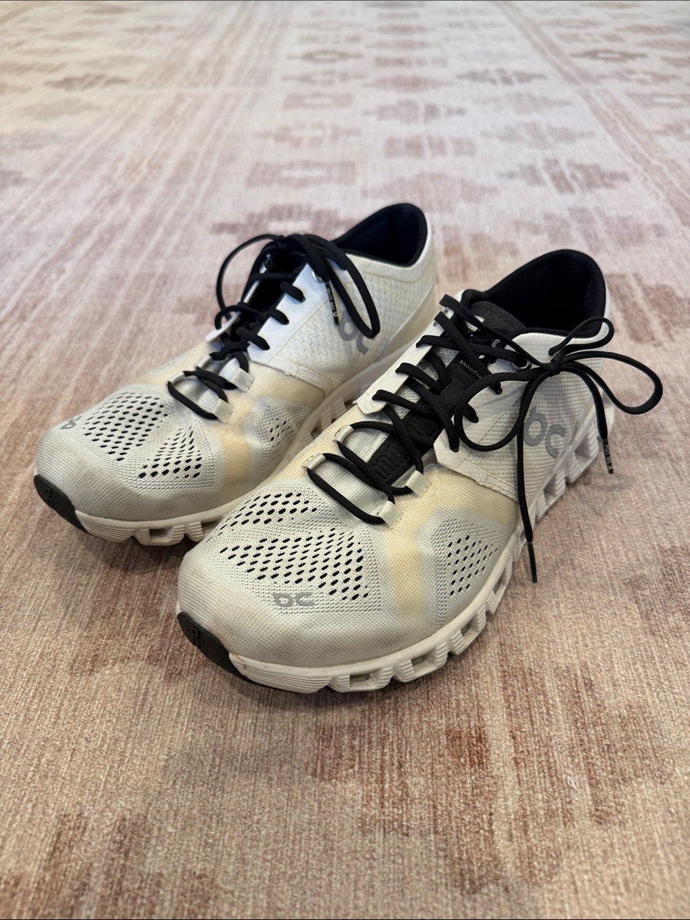 On Cloud Running Shoe